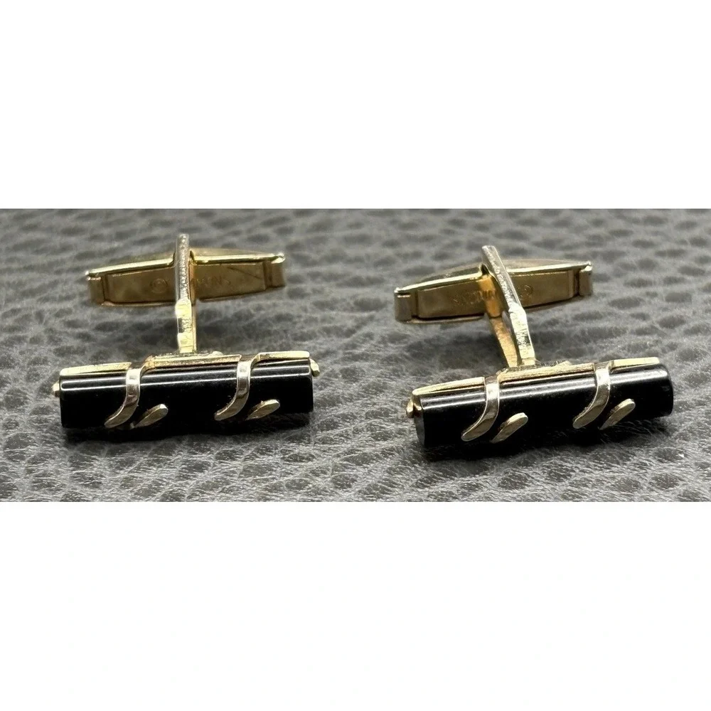 Vintage Emmons Black Stone Gold Tone Barrel Cufflinks Men's Luxury Accessory